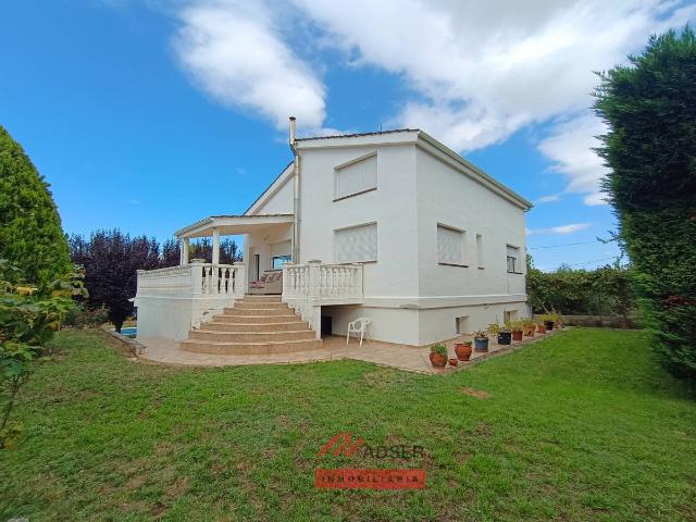 Chalet en venta en Albelda De Iregua, La Rioja