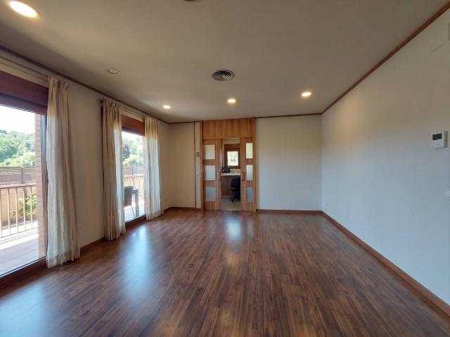 Chalet en venta en Albelda De Iregua, La Rioja