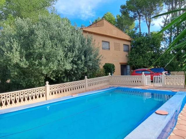Chalet en venta en la Ribera Alta, Valencia