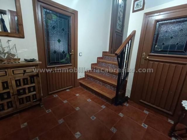 Chalet en venta en Alberite, La Rioja