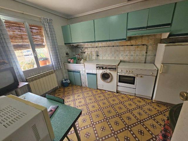 Chalet en venta en Alberite, La Rioja