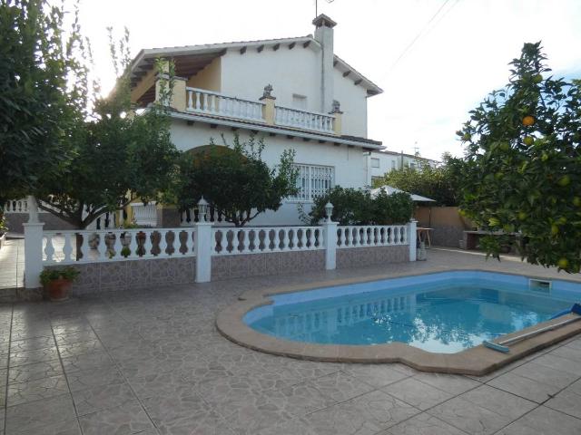 Villa en venta en Albinyana, Raval de Bonastre