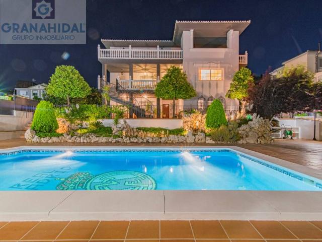 Villa en venta en Albolote