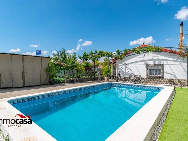 Chalet en venta en Albolote