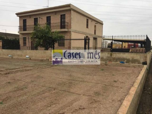 Chalet en venta en l'Horta Nord, Valencia