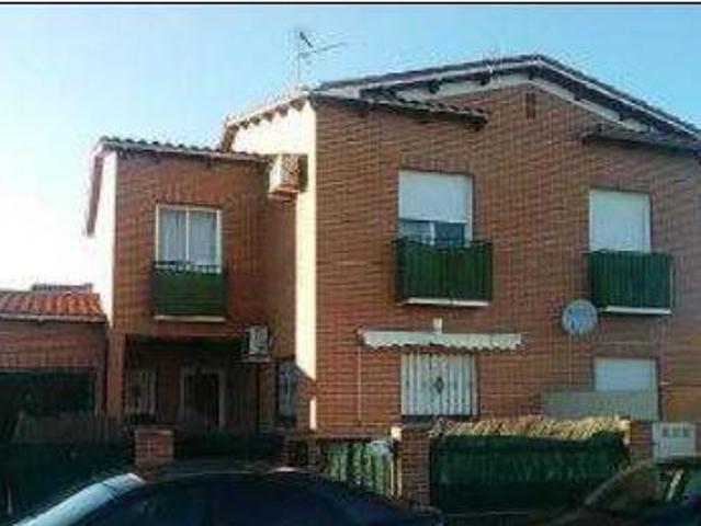 Villa en venta en Alcabón