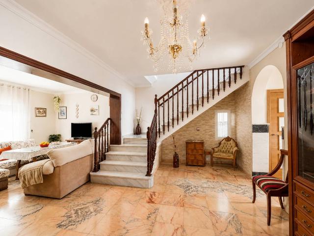 Chalet en venta en Alcalá del Río, Sevilla