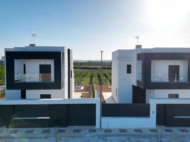 Chalet en venta en Alcalá Del Río, Andalucía
