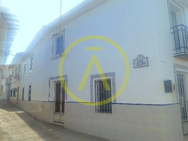 Chalet en venta en Barrio de las Cruces, Alcalá La Real