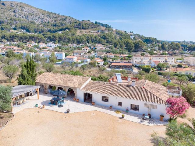 Villa en venta en Alcalalí, Urbanització la Solana Gardens