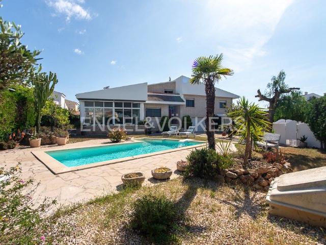 Villa en venta en Alcanar