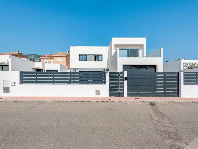 Chalet en venta en Alcanar, Tarragona