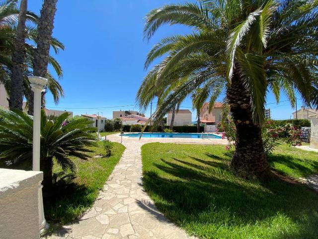 Villa en venta en Alcanar