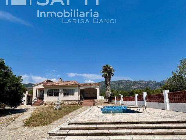 Villa en venta en Alcanar