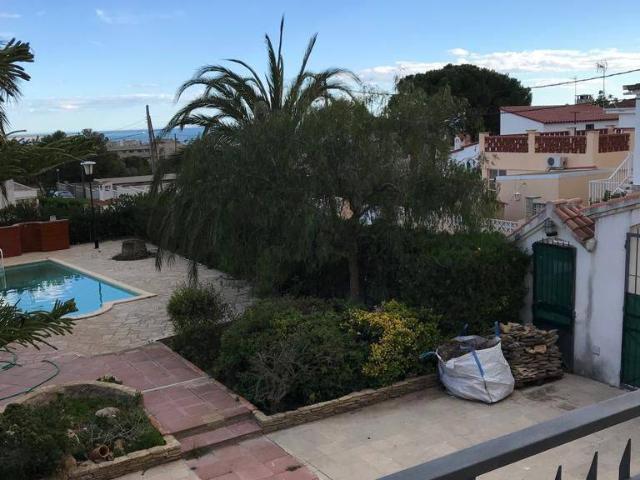 Villa en venta en Alcanar