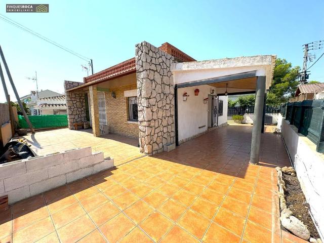 Villa en venta en Alcanar