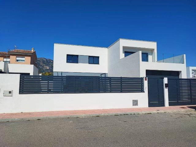 Villa en venta en Alcanar