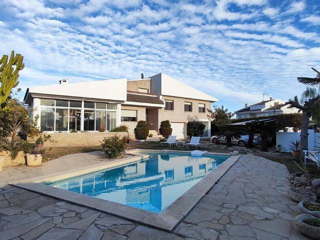 Chalet en venta en Montsià, Catalunya