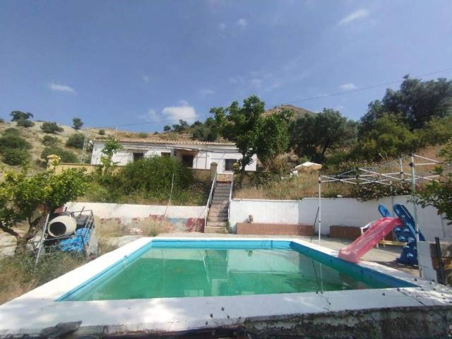 Chalet en venta en Alcaucín