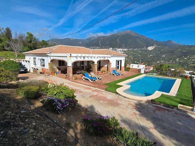 Chalet en venta en Alcaucín Chalet en venta en Alcaucín