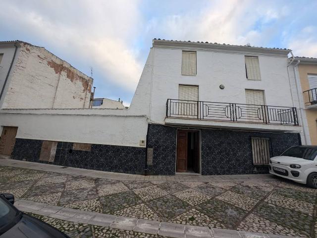 Villa en venta en Alcaudete
