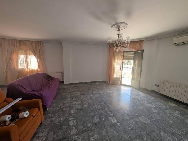 Villa en venta en Alcaudete