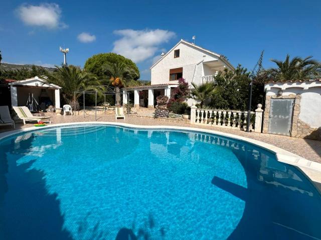Chalet en venta en Alcalà De Xivert, Valencia
