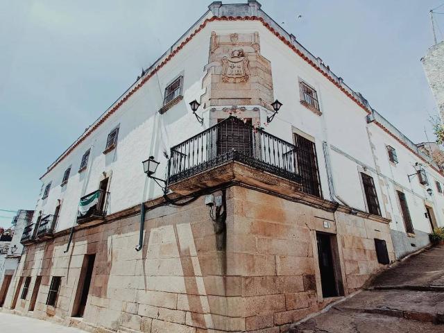 Chalet en venta en Alcuéscar, Extremadura