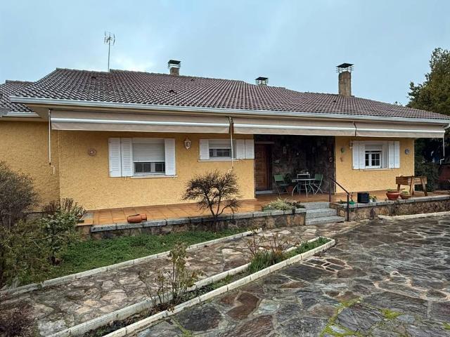 Chalet en venta en Aldea Del Fresno, Madrid