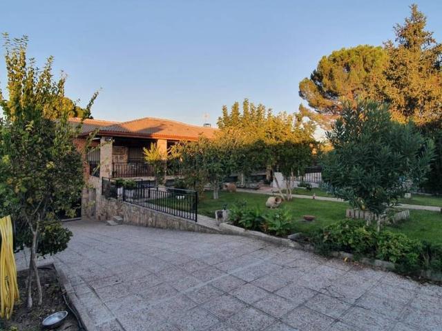 Chalet en venta en Aldea Del Fresno, Madrid