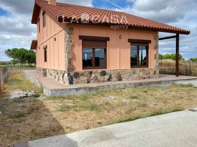 Chalet en venta en Aldeamayor De San Martín, Castilla y León