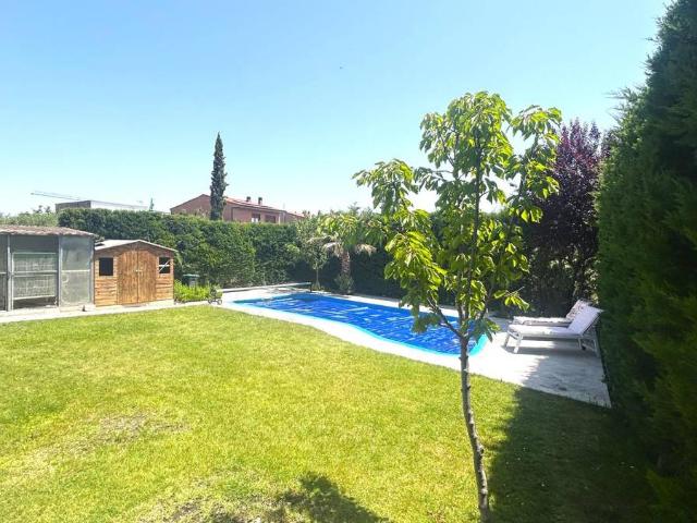 Villa en venta en Aldeamayor De San Martín