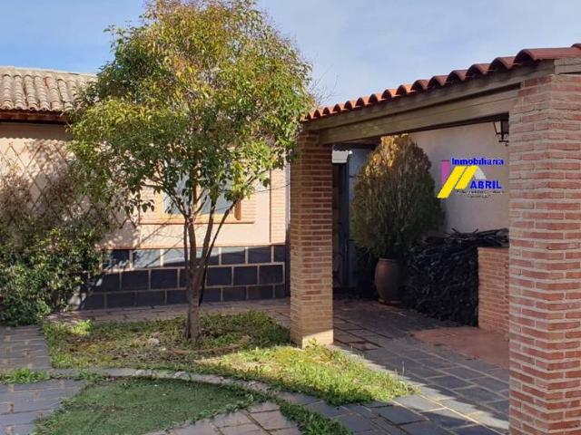 Chalet en venta en Aldeaquemada, Andalucía