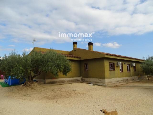 Villa en venta en Aldover