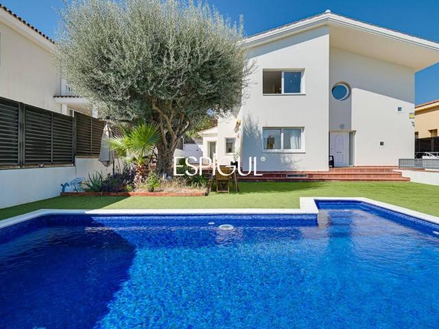 Chalet en venta en Eixample, Maresme