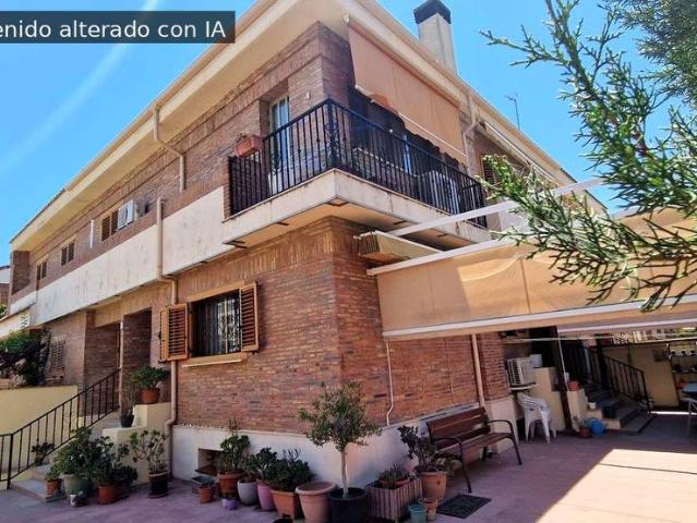 Villa en venta en Alfara Del Patriarca