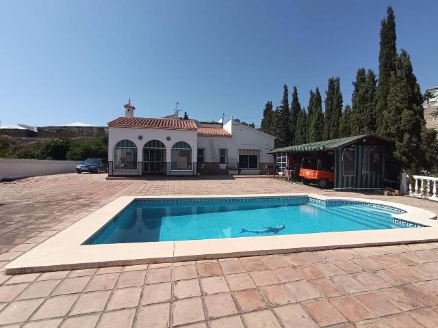 Villa en venta en Algarrobo, Los Llanos