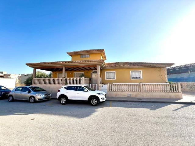 Villa en venta en Alguazas, Hoya y Cabezo