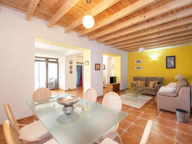 Villa en venta en Alhama De Granada