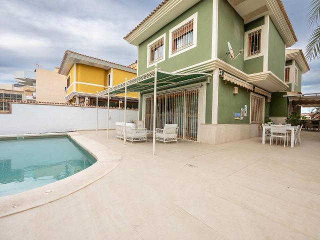 Chalet en venta en Casco Antiguo - Santa Cruz - Ayuntamiento, l'Alacantí