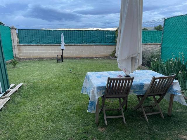 Chalet en venta en Alija Del Infantado, Castilla y León
