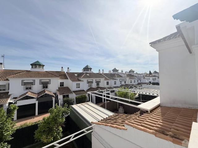 Chalet en venta en Tomares, Andalucía