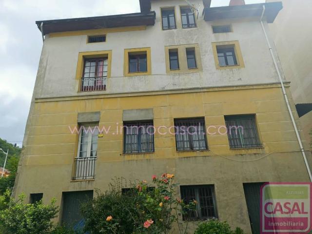 Chalet en venta en Aller, Asturias