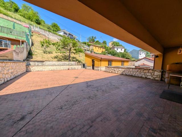 Chalet en venta en Aller, Asturias