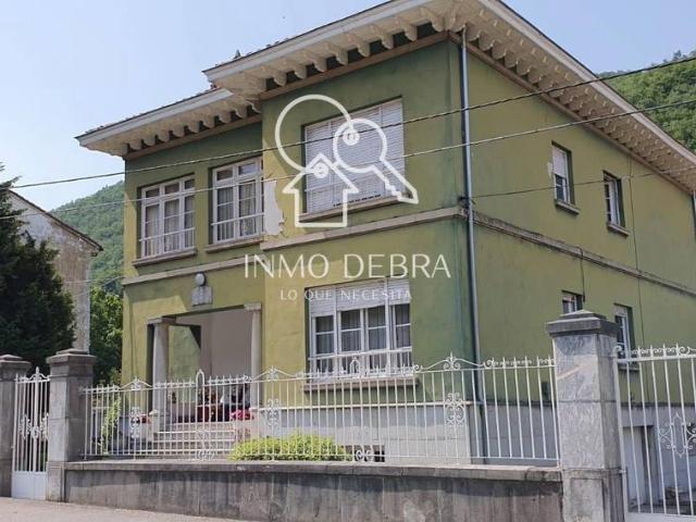 Chalet en venta en Aller, Asturias