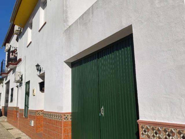 Chalet en venta en Almadén De La Plata, Andalucía