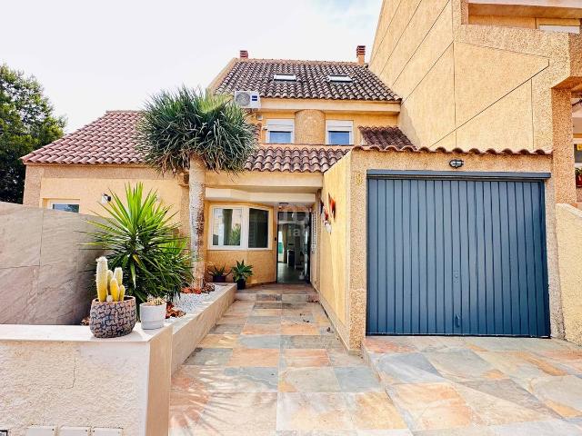 Villa en venta en Mutxamel
