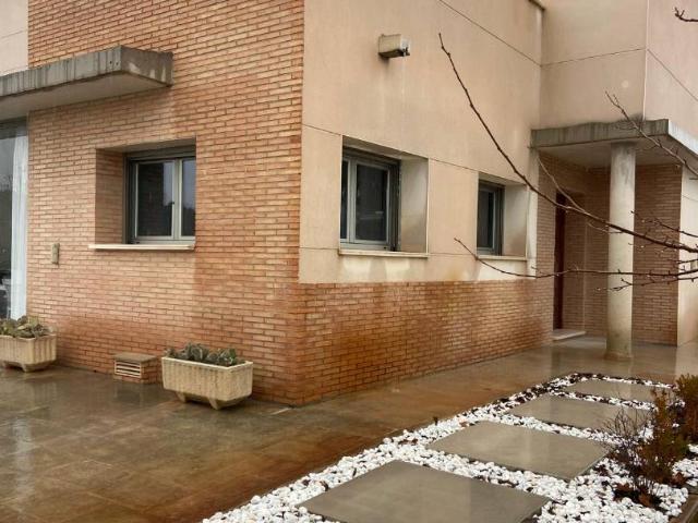 Chalet en venta en Almansa, Castilla-La Mancha