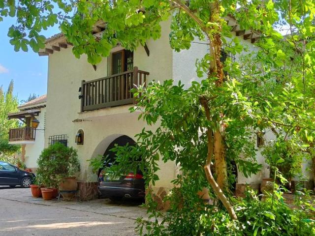 Chalet en venta en Almansa, Castilla-La Mancha