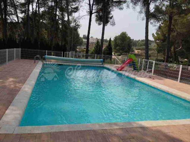 Chalet en venta en Almansa, Castilla-La Mancha